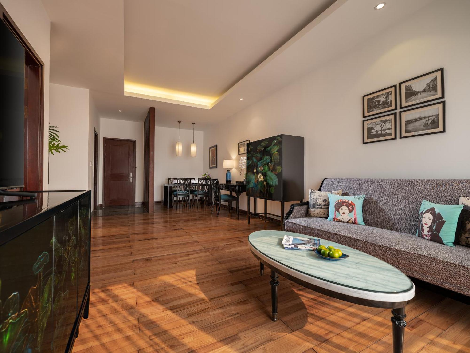 Elegant Suites Westlake Hanoi Buitenkant foto